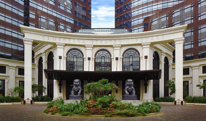 The Atrium entrance at Sampoerna Strategic Square, prestigious venue for corporate VIP events.