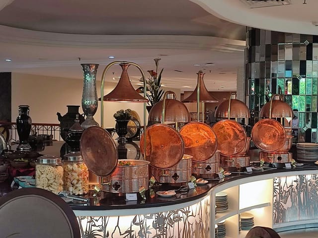 Elegant copper buffet at My Horison Event Hall for corporate luncheons and upscale banquets.