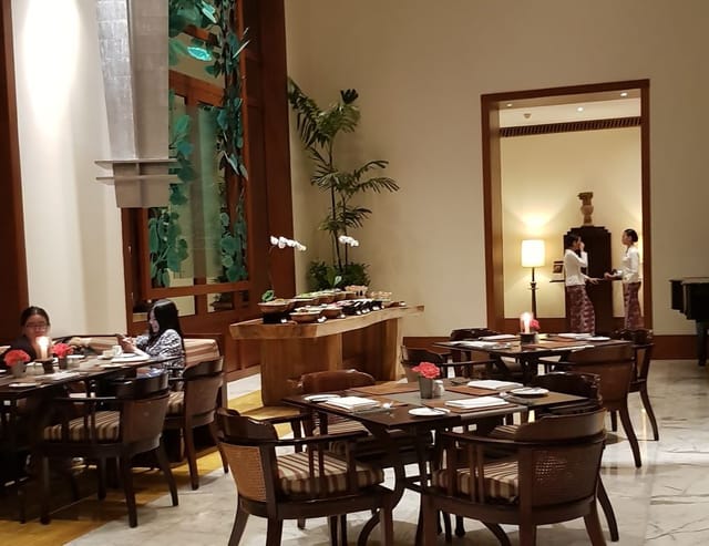 Upscale restaurant dining area at The Courtyard Jakarta, perfect for corporate events and VIP galas.