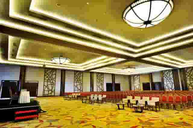 Kweni Boardroom