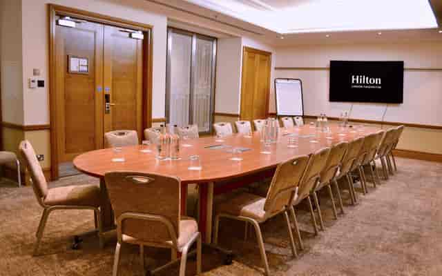 Redstar meeting room at Hilton London Paddington, ideal for corporate events and gatherings.