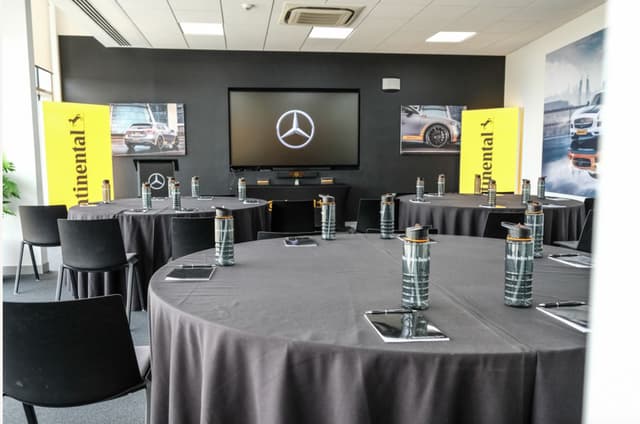 Mercedes-Benz World