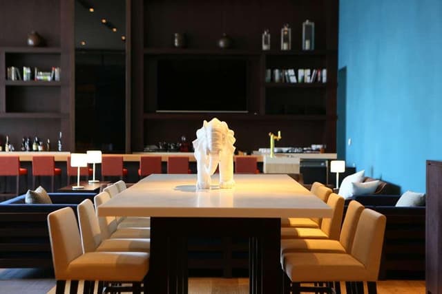 Italian eatery