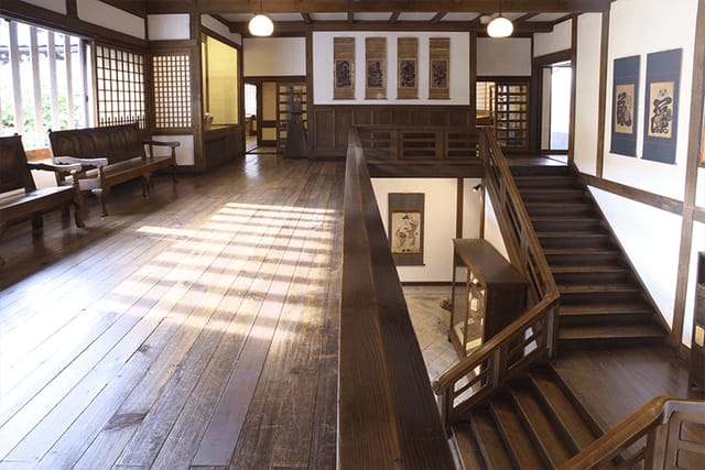 Nishikan historic venue with architectural detail for VIP receptions and networking events.