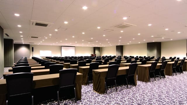Classroom-style setup at TKP Ichigaya Conference Center for corporate training and seminar events.