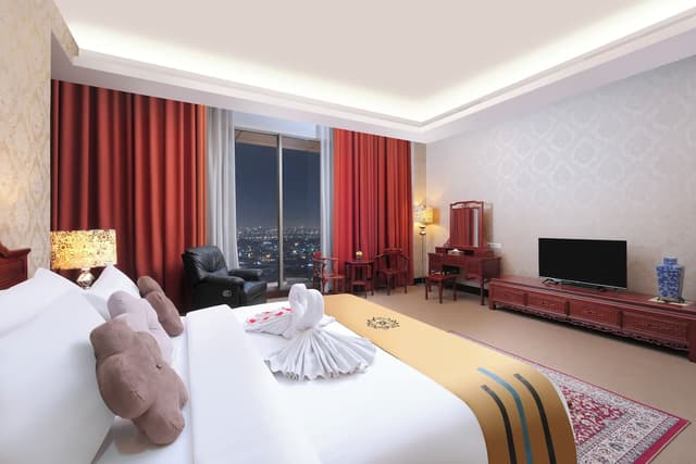 Rooms & Suites