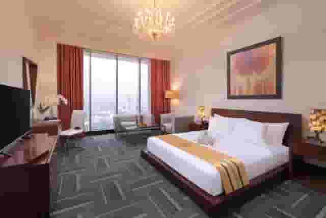 Rooms & Suites
