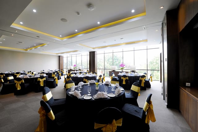 Veranda Hotel Pakubuwono Hotel  ...