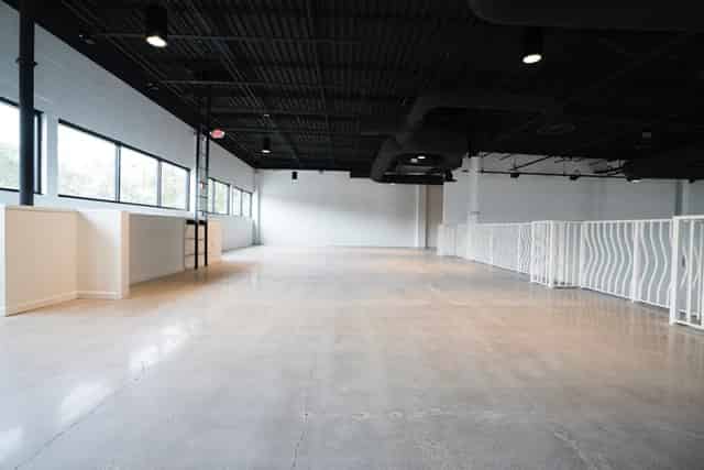 Open central gallery