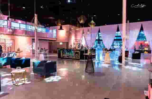 Open central gallery