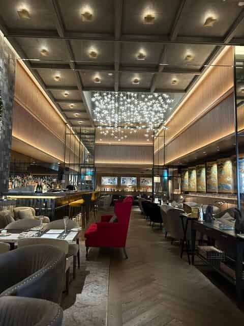 Hudson Lounge