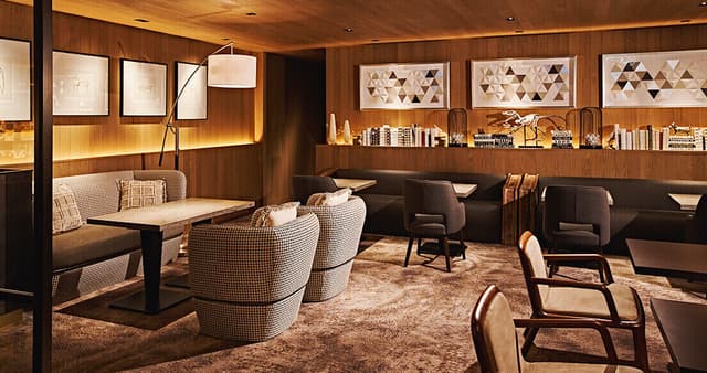 Hudson Lounge