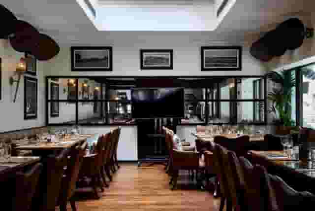 Upper Bar