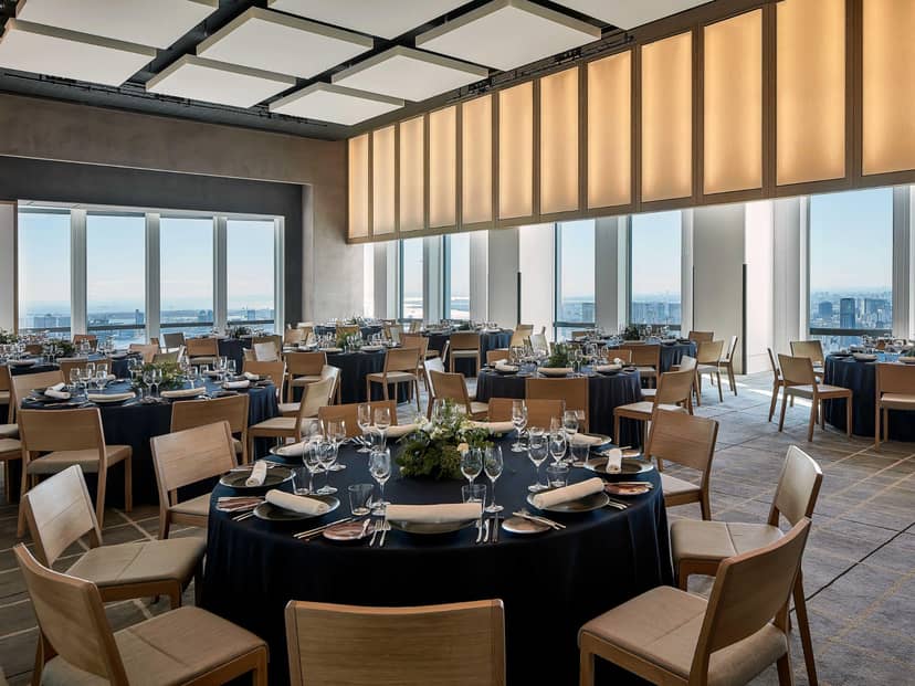 Andaz Tokyo rooftop bar with city views, ideal for corporate dinners and social galas.
