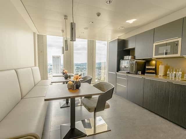 Modern office breakout space in Nextower with catering, ideal for VIP networking and corporate events.