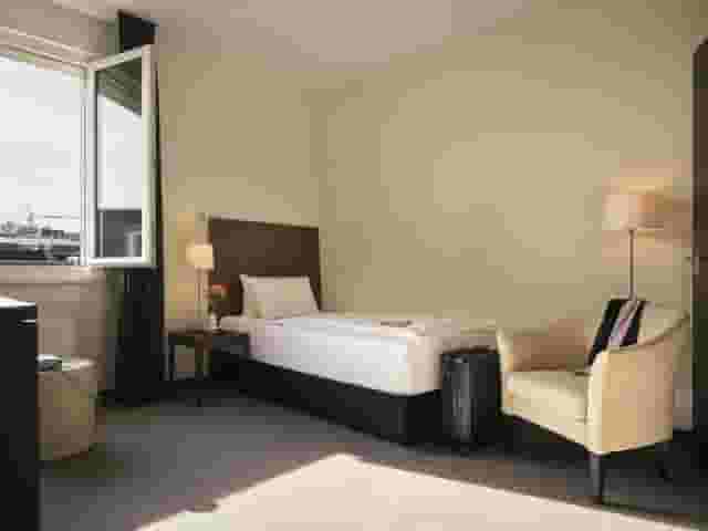 Bibliothek (Flemings Hotel Frankfurt-Central)