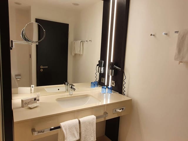 Dorint Hotel Frankfurt-Niederrad - >Michal Tomec</a>