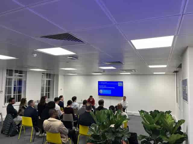 Oasis networking event: modern space, screen, workshop, corporate