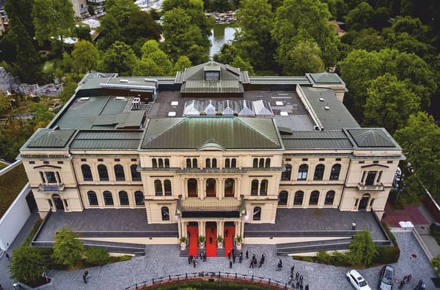 Kleiner Salon