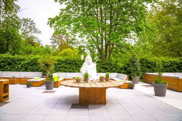 Outdoor breakout garden space for networking and team-building events.