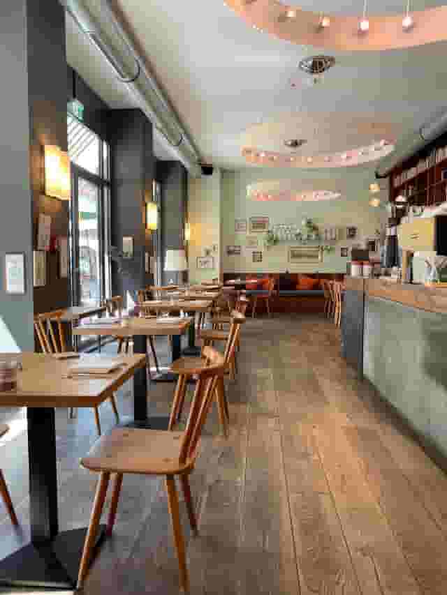 Exclusive Restaurant