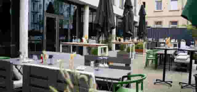 Courtyard Terrace