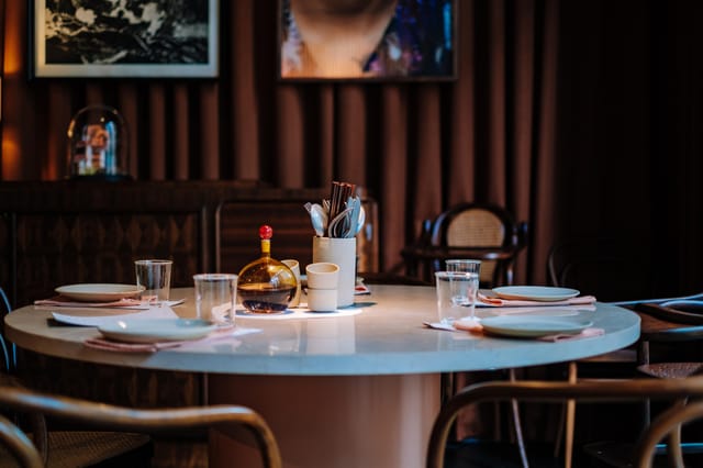 Elegant private dining room at Leuchtendroter for VIP dinners and exclusive corporate events.