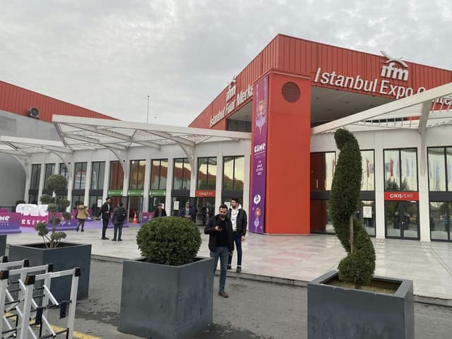 EFES KONFERANS SALONU