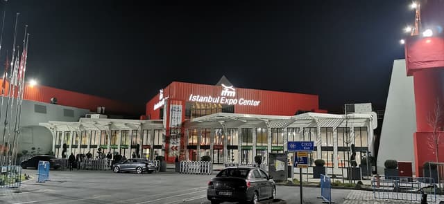 EFES KONFERANS SALONU