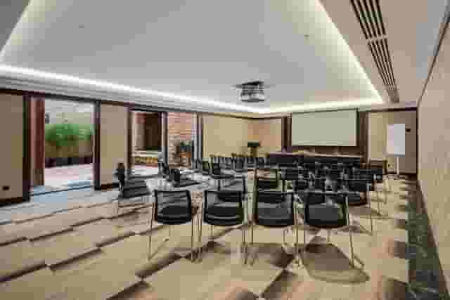 Kubbe Meeting Room