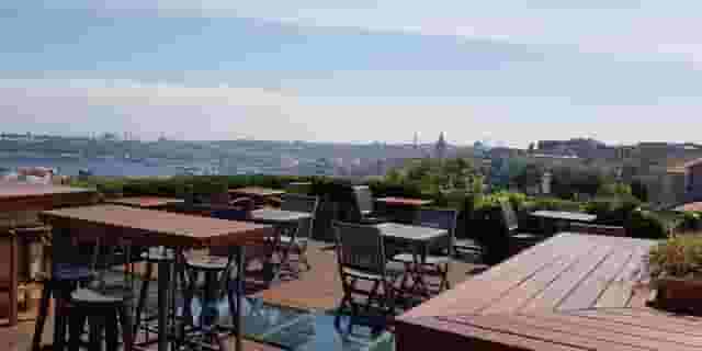 Terrace Bar