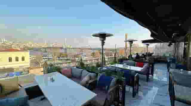 Terrace Bar