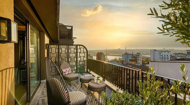 Terrace Bar