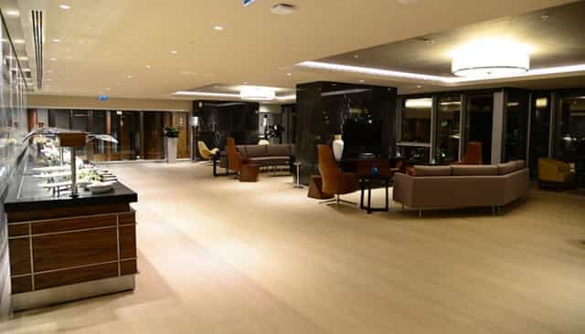 Executive lounge with modular seating for premium corporate events and networking conferences.
