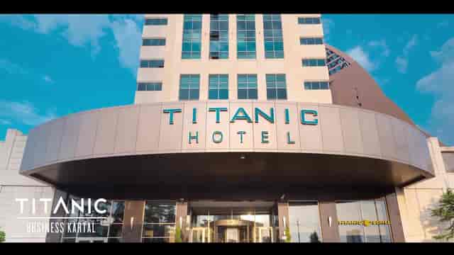 Modern Titanic Business Kartal hotel exterior, ideal for corporate conferences and events.