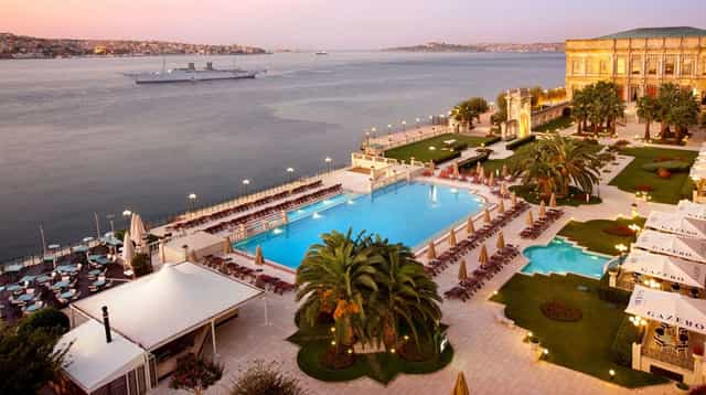 Ottoman suite at Çırağan Palace Istanbul with Bosphorus views, ideal for luxury gala dinners.