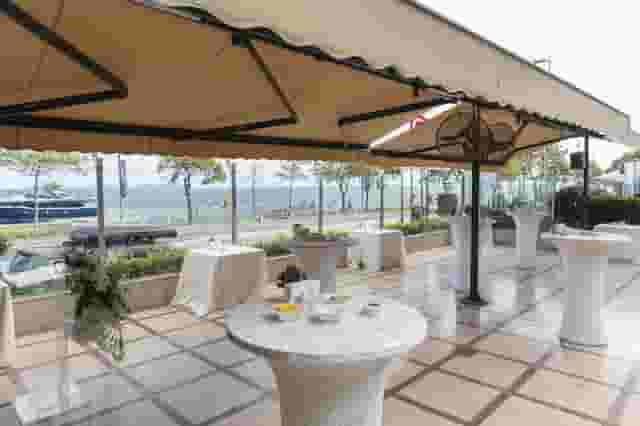 Cafe