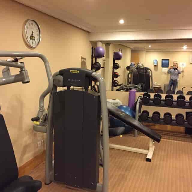 Modern fitness center in Conrad Istanbul Bosphorus for corporate event wellness and hotel site tours.