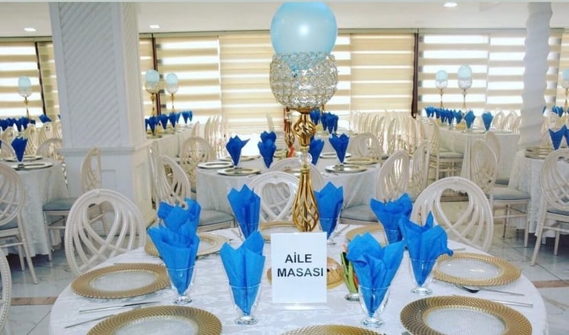Sünnet Salonu at Teras Labella with blue-gold banquet decor for circumcision party events.