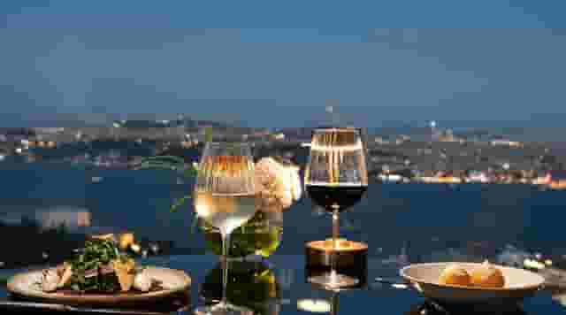 City Lights Bar