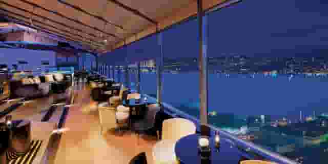 Veranda Restaurant and Lounge