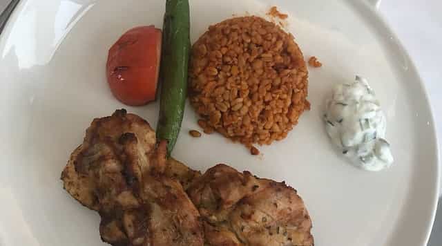 Lagun Roof Bar conference lunch plate, small portion, professional corporate event catering.