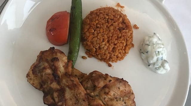 Lagun Roof Bar conference lunch plate, small portion, professional corporate event catering.