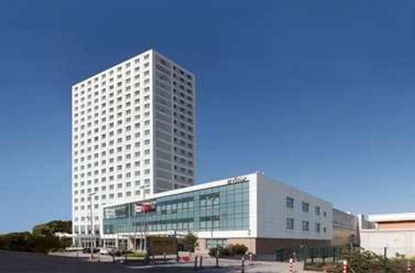 Defne at Tüyap Palas: Multi-level plenary space for residential conferences and corporate events.