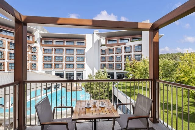 Conference room with private balcony at Radisson Blu Istanbul, ideal for corporate incentive events.