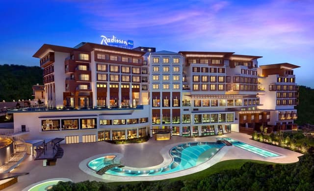 Radisson Blu Hotel & Spa +1 more