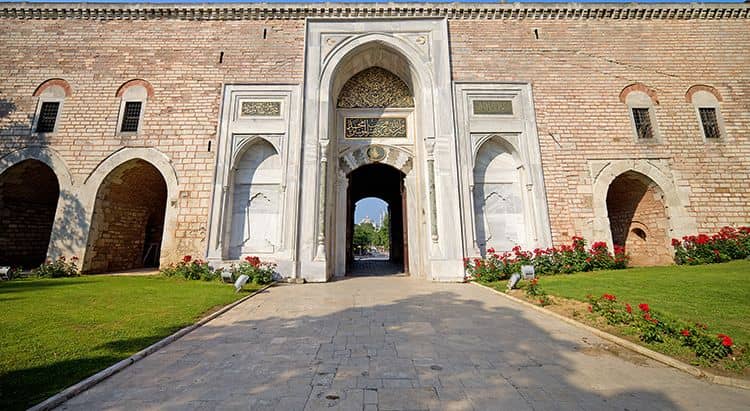 Topkapı Palace historic garden entrance for luxury gala and VIP red-carpet event venue.