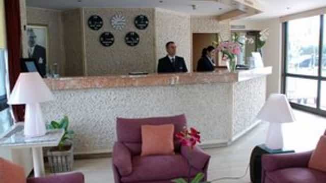 Ataköy Marina hotel lobby reception desk for corporate event registration and check-ins.