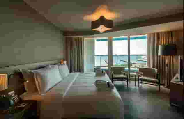 Bosphorus Meeting Room