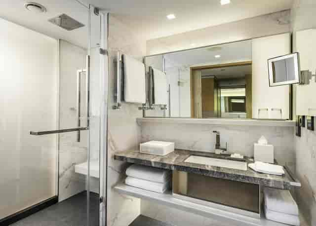 Modern luxury bathroom at Swissôtel The Bosphorus, perfect for event room blocks and accommodation.